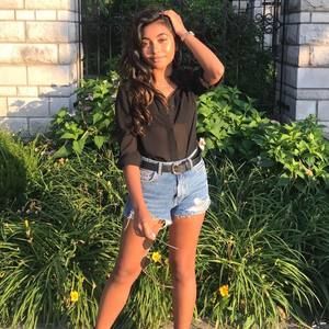 Meet your Posher, Ashley